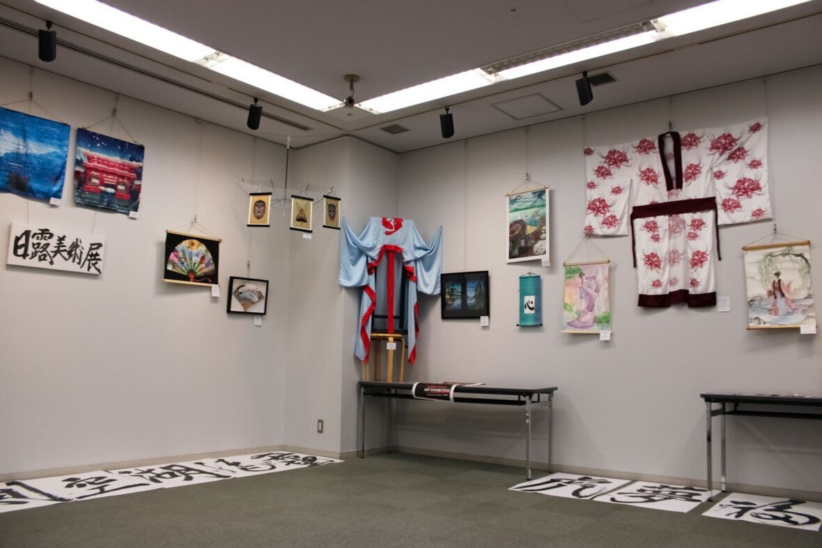 Выставка работ российских студентов-дизайнеров вызвала большой отклик в Японии  - фото 3